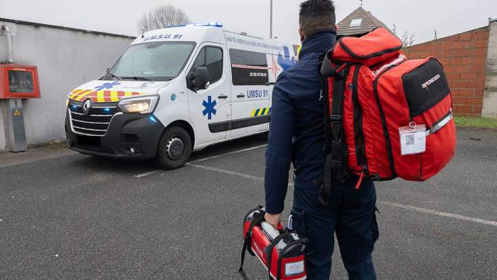 Ambulancier Essonne